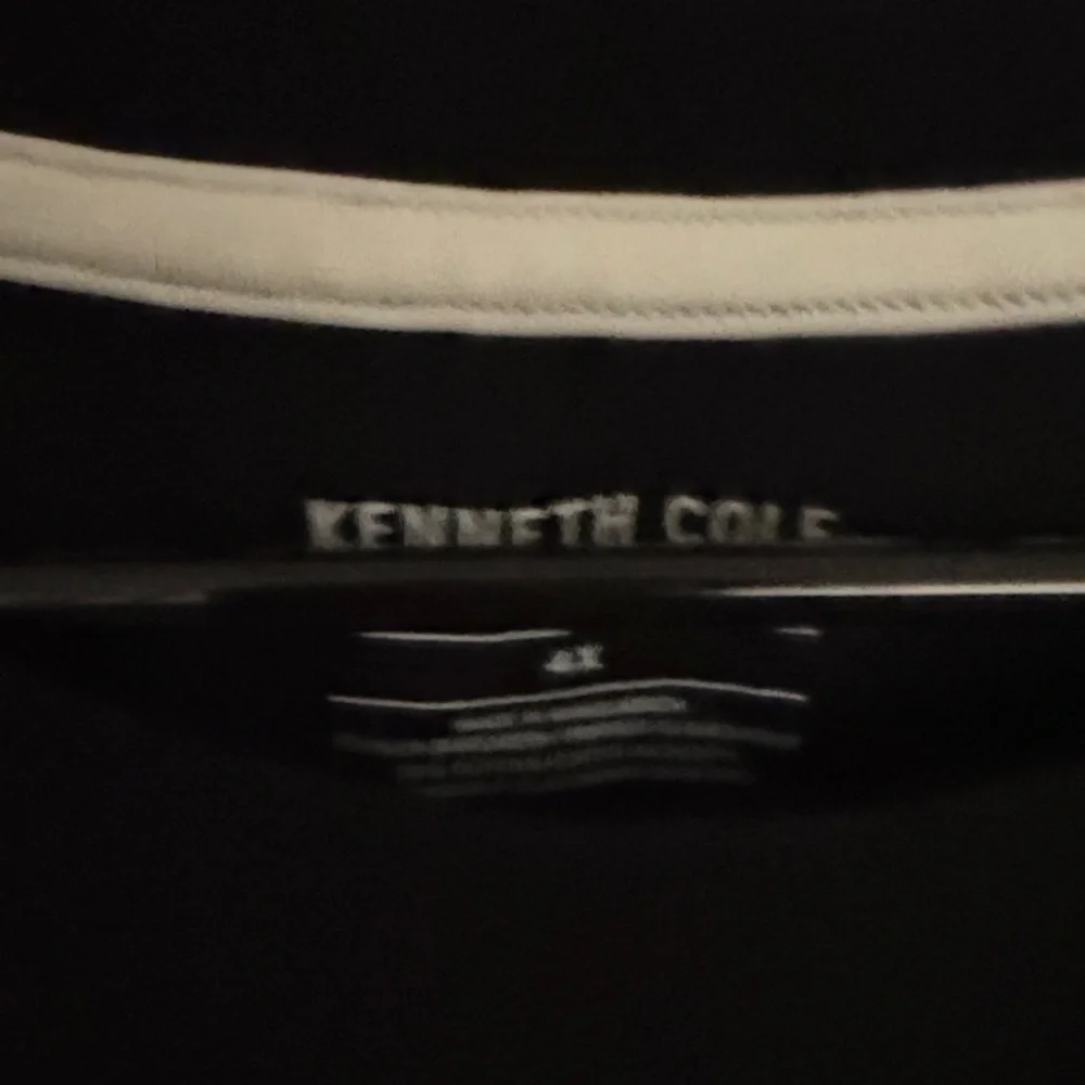 Kenneth Cole Black Graphic Tee size 4xl - Picture 3 of 3